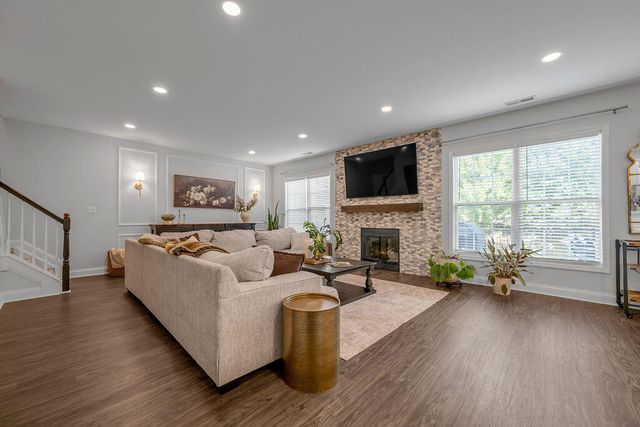 608 Bunchberry Row, Lexington, KY 40509