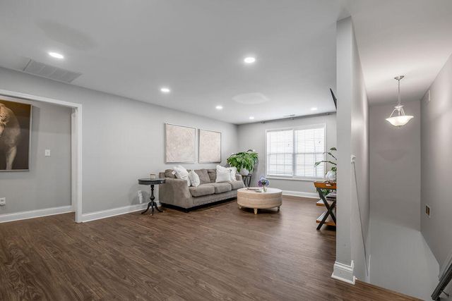 608 Bunchberry Row, Lexington, KY 40509
