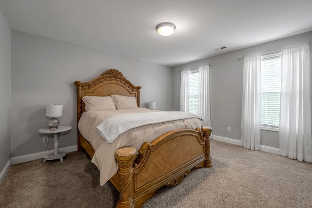 608 Bunchberry Row, Lexington, KY 40509