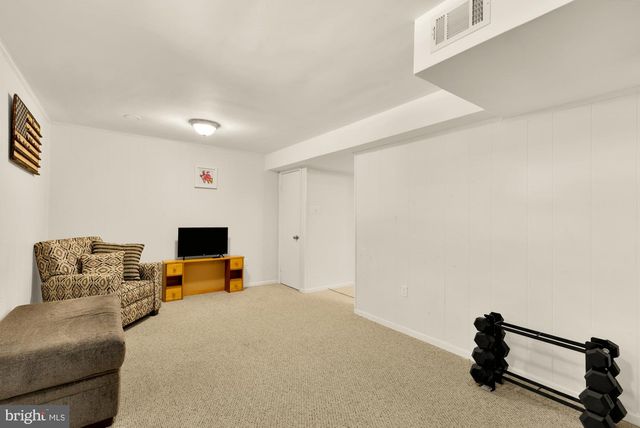 8100 LOVING FOREST CT, Springfield, VA 22153