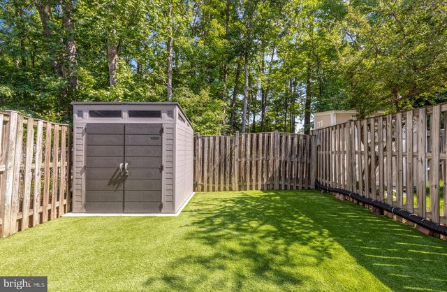 8100 LOVING FOREST CT, Springfield, VA 22153