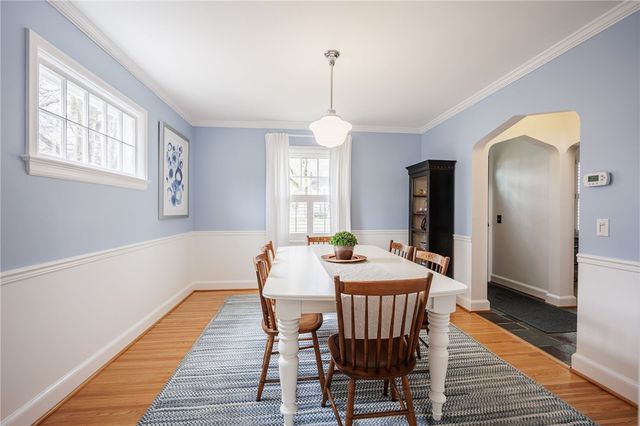 143 Commodore Pkwy, Brighton, NY 14625