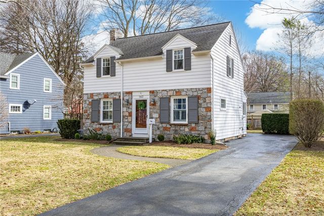 143 Commodore Pkwy, Brighton, NY 14625