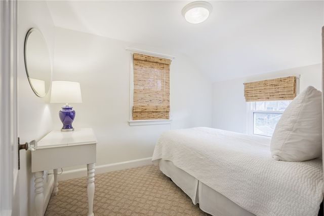 143 Commodore Pkwy, Brighton, NY 14625