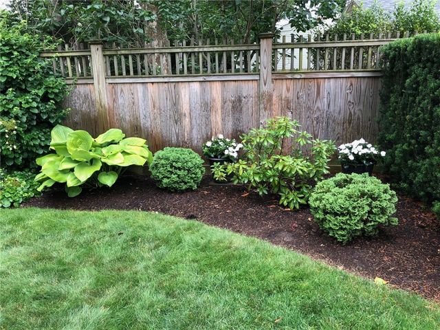 143 Commodore Pkwy, Brighton, NY 14625