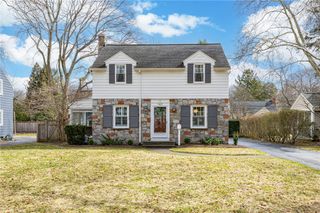 143 Commodore Pkwy, Brighton, NY 14625