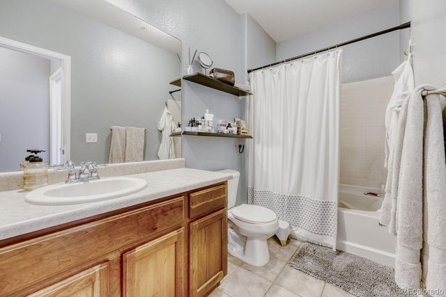 2682 S Cathay Way 205, Aurora, CO 80013