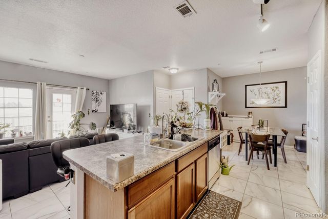 2682 S Cathay Way 205, Aurora, CO 80013