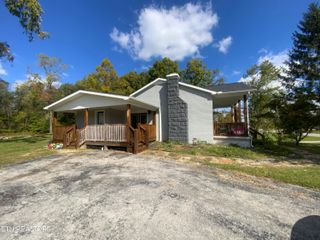 5550 S York Hwy, Grimsley, TN 38565