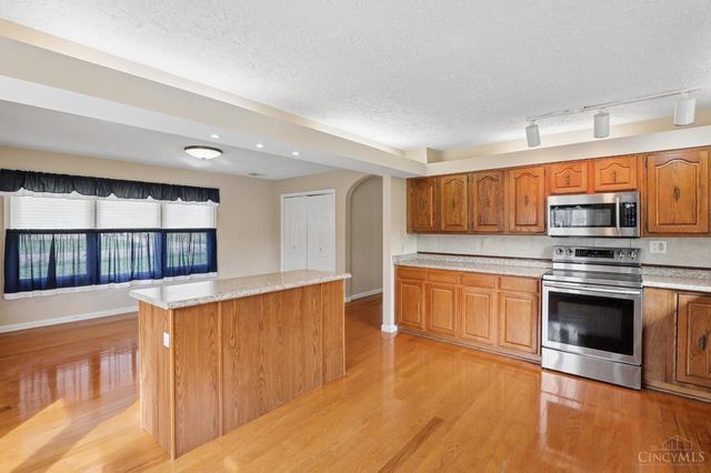 1208 Bellwood Drive, Loveland, OH 45140