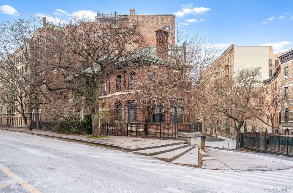 811 Riverside Drive, New York (manhattan), NY 10032 — photo 3