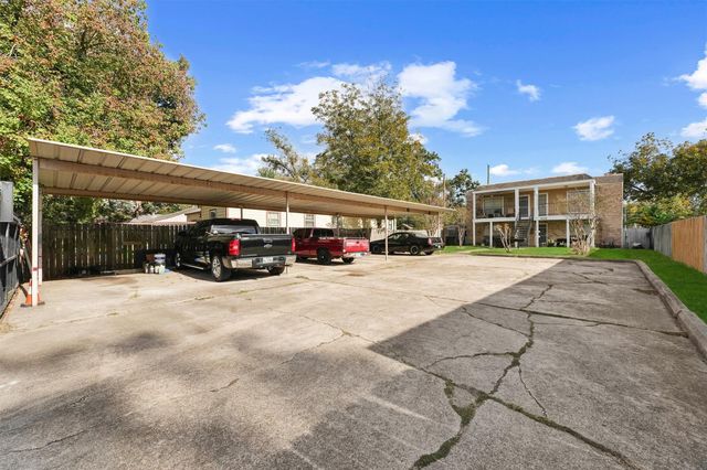 8342 Baker Drive B, Houston, TX 77017