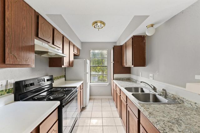 8342 Baker Drive B, Houston, TX 77017