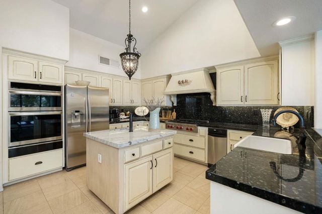 79880 Pecan, La Quinta, CA 92253