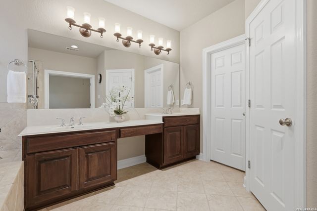 3011 HANFRO WAY, San Antonio, TX 78251