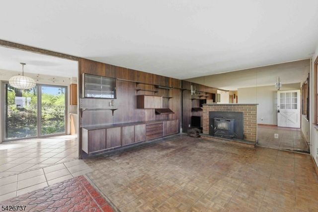 117 Linaberry Rd, Knowlton Twp., NJ 07832
