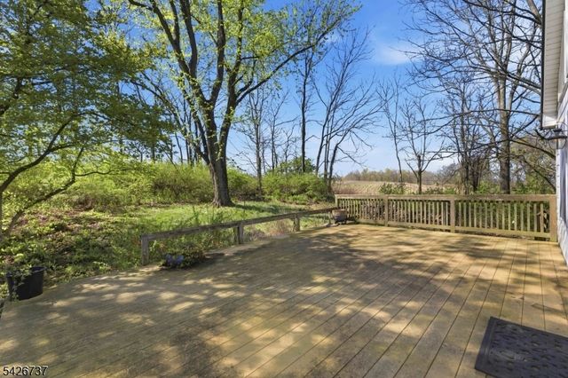 117 Linaberry Rd, Knowlton Twp., NJ 07832