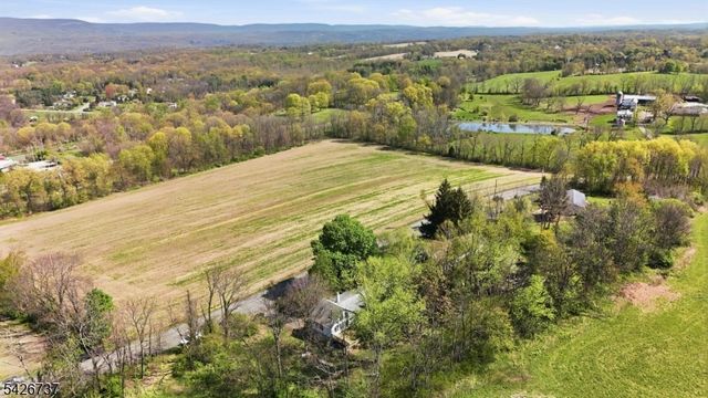 117 Linaberry Rd, Knowlton Twp., NJ 07832