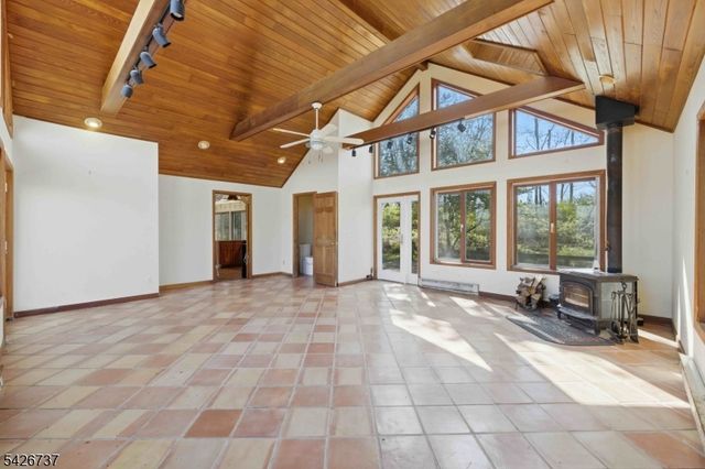 117 Linaberry Rd, Knowlton Twp., NJ 07832