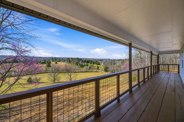 141 County Road 112, Athens, TN 37303