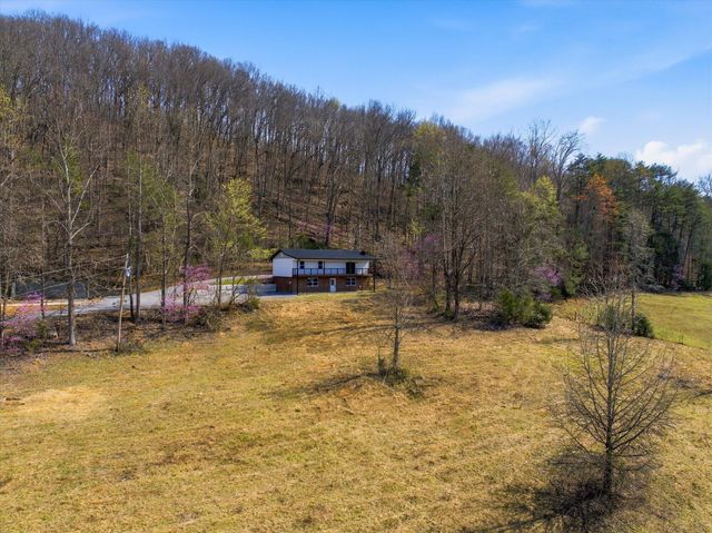 141 County Road 112, Athens, TN 37303