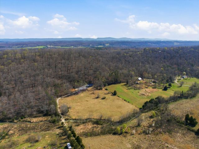 141 County Road 112, Athens, TN 37303