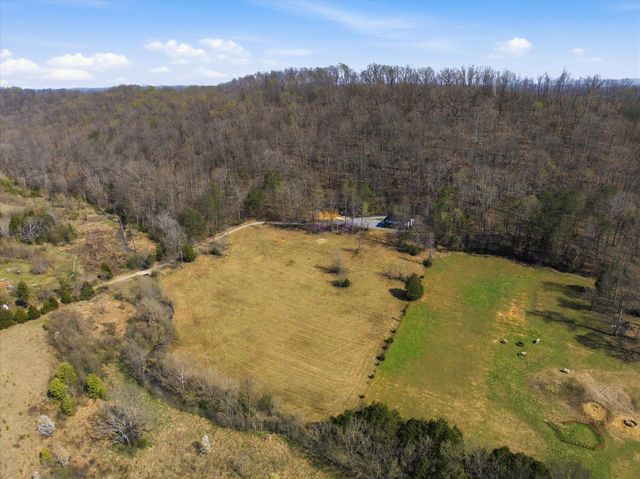 141 County Road 112, Athens, TN 37303