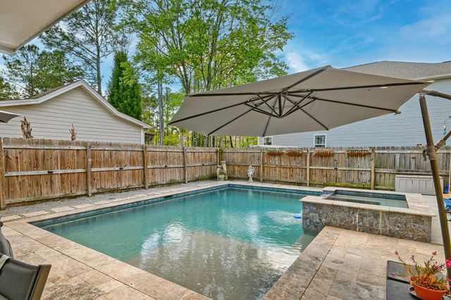 202 W Pine Street, Summerville, SC 29485