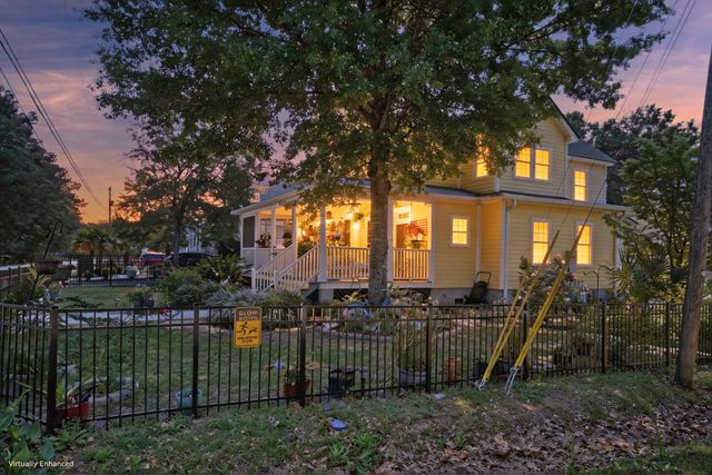 202 W Pine Street, Summerville, SC 29485