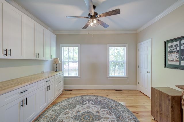 202 W Pine Street, Summerville, SC 29485