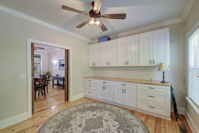 202 W Pine Street, Summerville, SC 29485