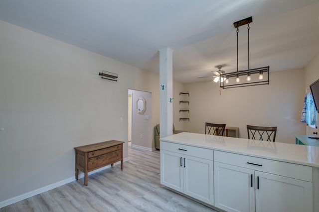 202 W Pine Street, Summerville, SC 29485