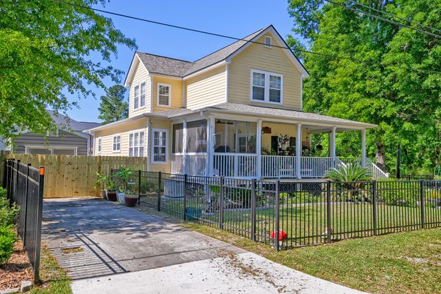 202 W Pine Street, Summerville, SC 29485