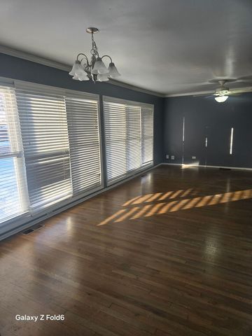 550 Washington Boulevard, Hoffman Estates, IL 60169