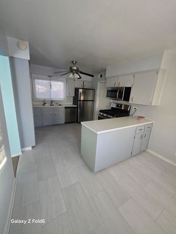 550 Washington Boulevard, Hoffman Estates, IL 60169