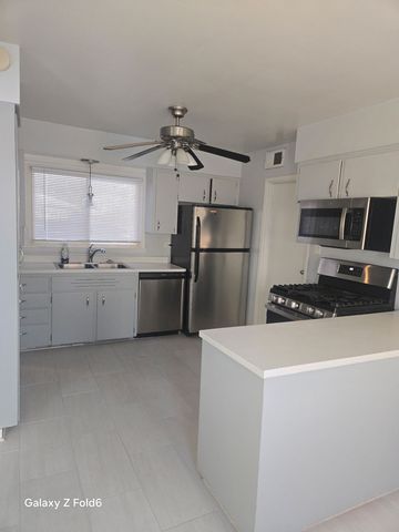 550 Washington Boulevard, Hoffman Estates, IL 60169