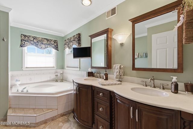 2532 Woodland Road, Manchester, NJ 08759