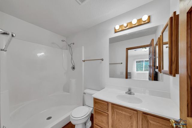 2546 SMITH AVE, Rapid City, SD 57701