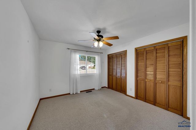 2546 SMITH AVE, Rapid City, SD 57701