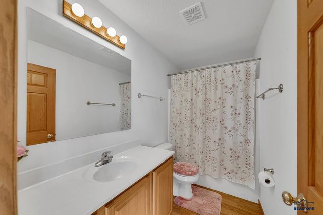 2546 SMITH AVE, Rapid City, SD 57701