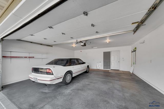 2546 SMITH AVE, Rapid City, SD 57701