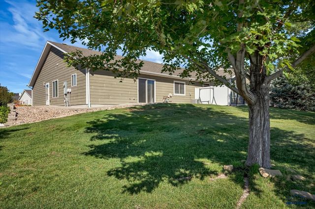 2546 SMITH AVE, Rapid City, SD 57701