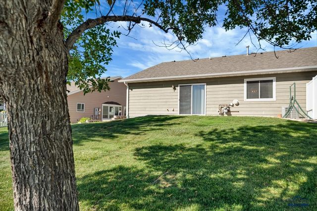 2546 SMITH AVE, Rapid City, SD 57701