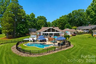 3768 Glenn Oaks Drive, Maiden, NC 28650