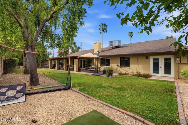 221 W BUTLER Drive, Phoenix, AZ 85021