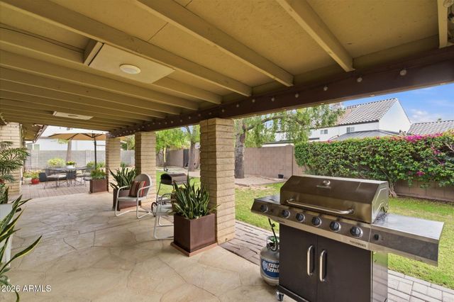 221 W BUTLER Drive, Phoenix, AZ 85021