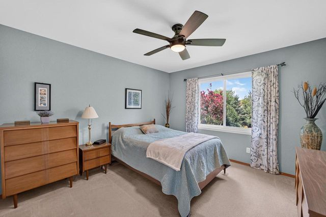 837 Vista Ridge Drive, Mount Horeb, WI 53572
