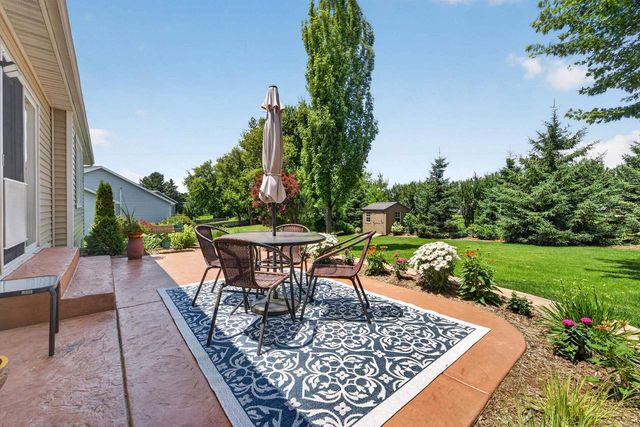 837 Vista Ridge Drive, Mount Horeb, WI 53572