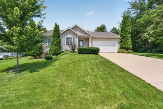837 Vista Ridge Drive, Mount Horeb, WI 53572