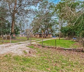 643 County Rd 3706a Drive, Splendora, TX 77372